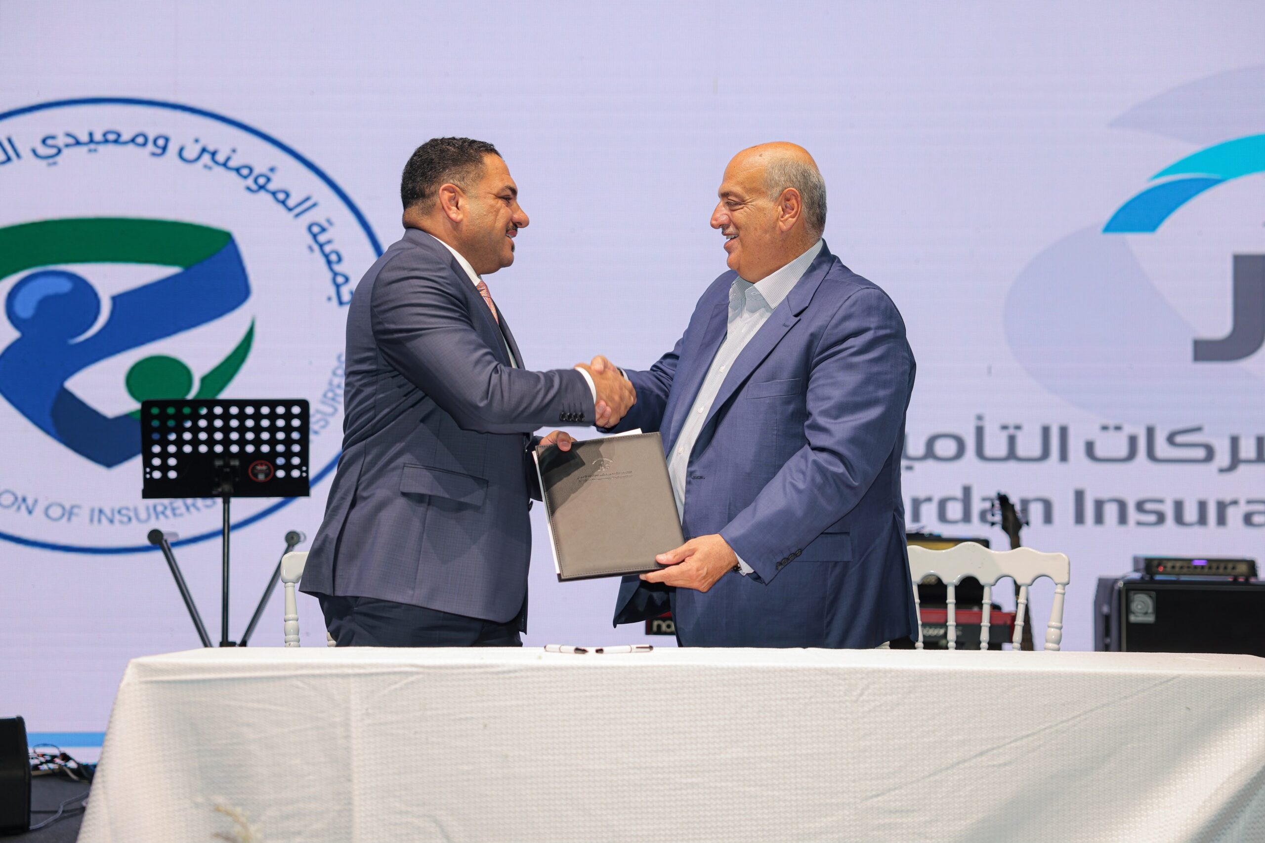 اتفاقية أردنية عراقية لتعزيز التعاون في التأمين وإعادة التأمين وتطوير التدريب وتبادل الخبرات صور 